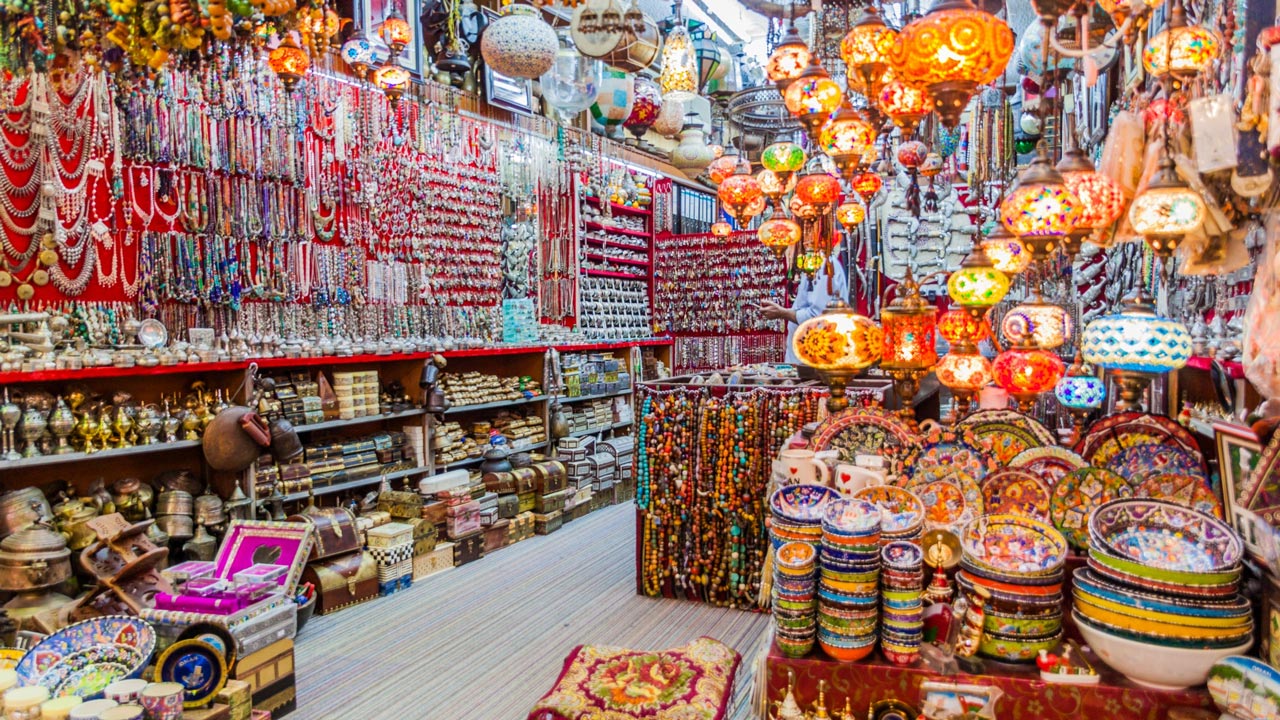 Brightly coloured home wares in an Oman market